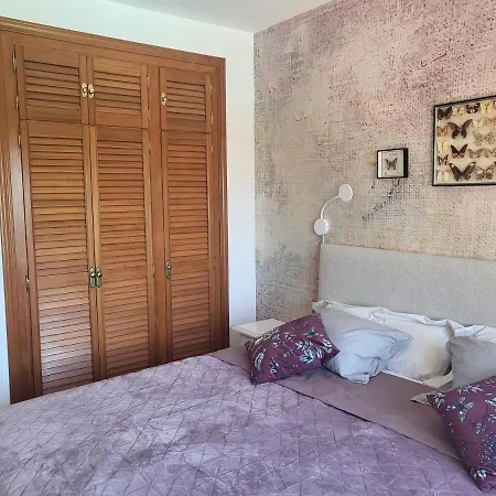 Апартаменты Lovely Penthouse On The Beach, Amazing Views