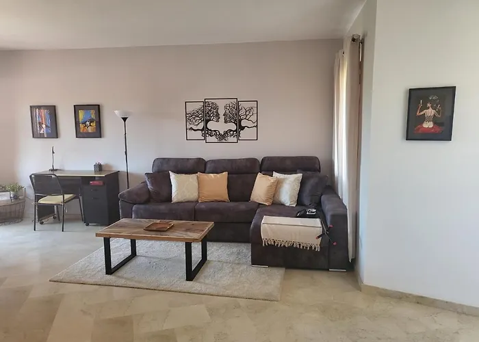 Lovely Penthouse On The Beach, Amazing Views Appartement *