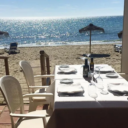 Appartement Lovely Penthouse On The Beach, Amazing Views